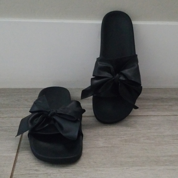 Forever 21 Shoes - Bow Slide Sandals